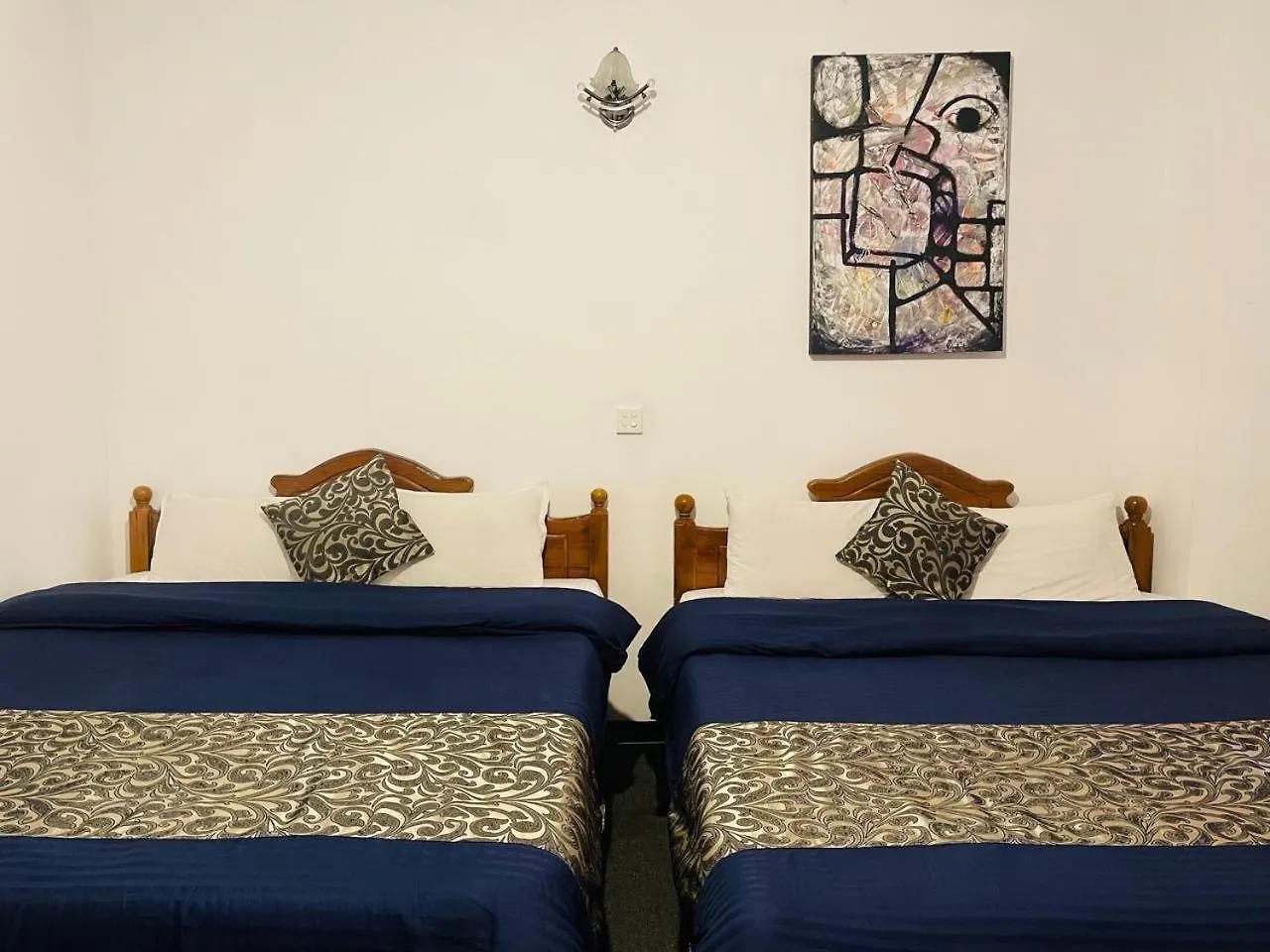 New Royal Mount Hotel Nuwara Eliya Homestay