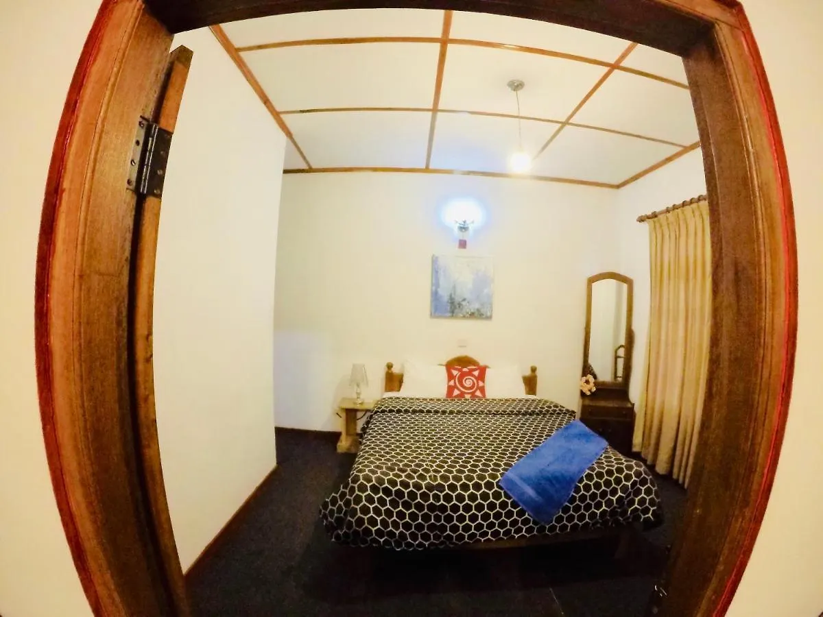 New Royal Mount Hotel Nuwara Eliya