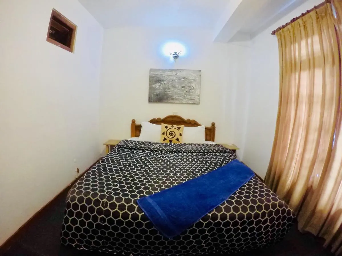 New Royal Mount Hotel Nuwara Eliya 0*,